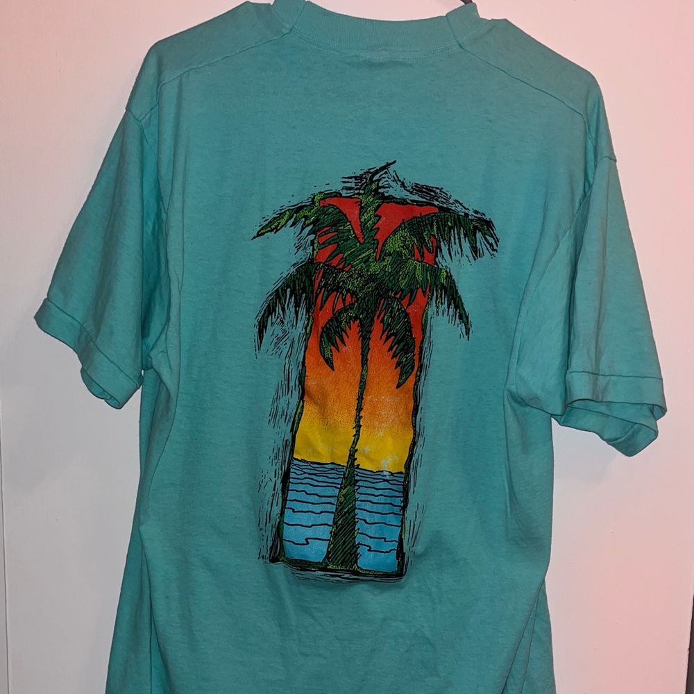 Vintage palm tree shirt